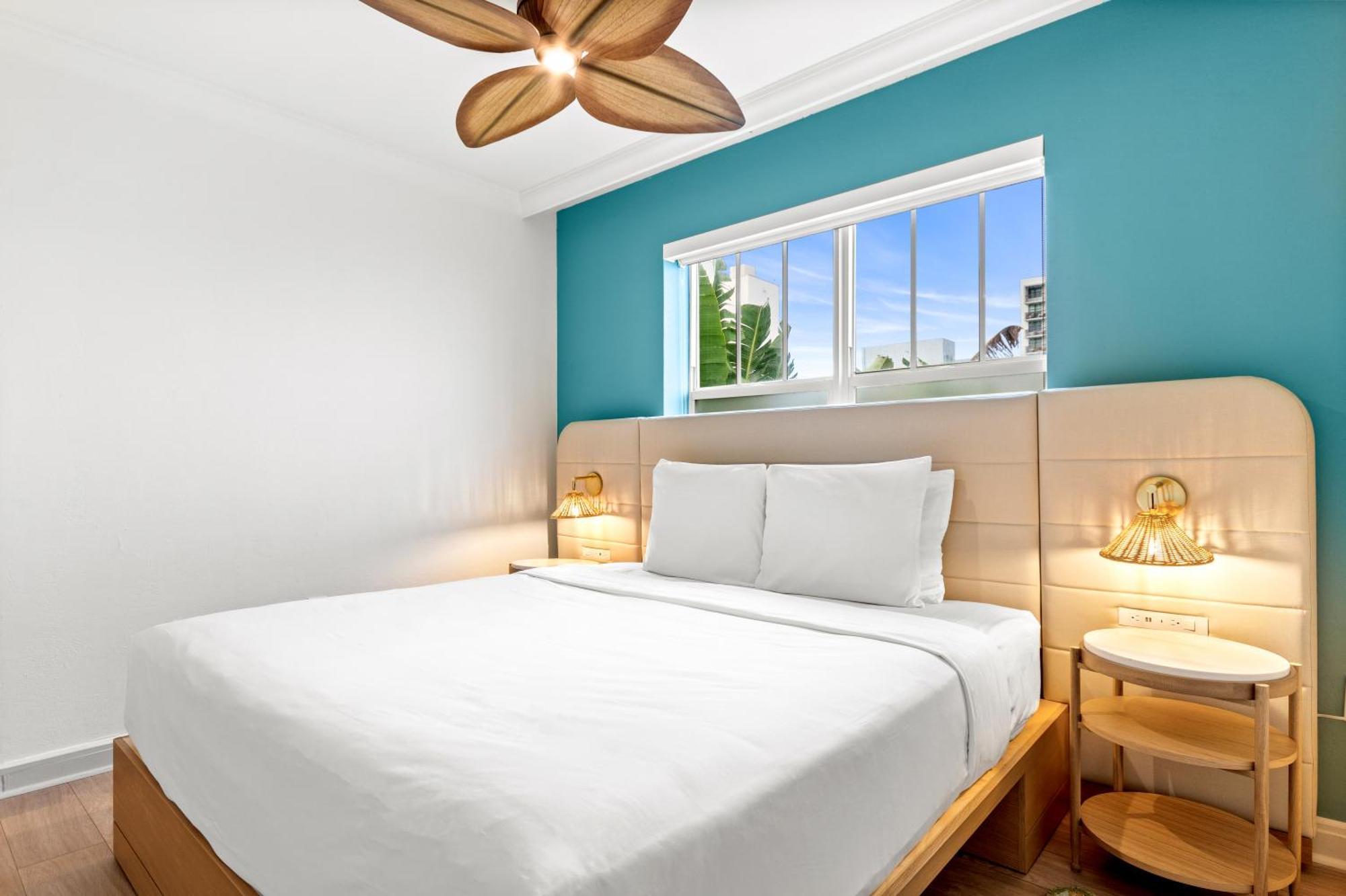Aloha Fridays Hotel ไมอามีบีช ภายนอก รูปภาพ