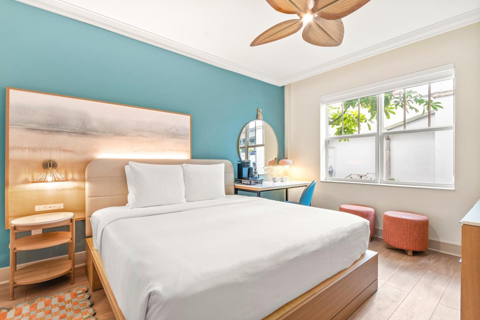 Aloha Fridays Hotel ไมอามีบีช ภายนอก รูปภาพ