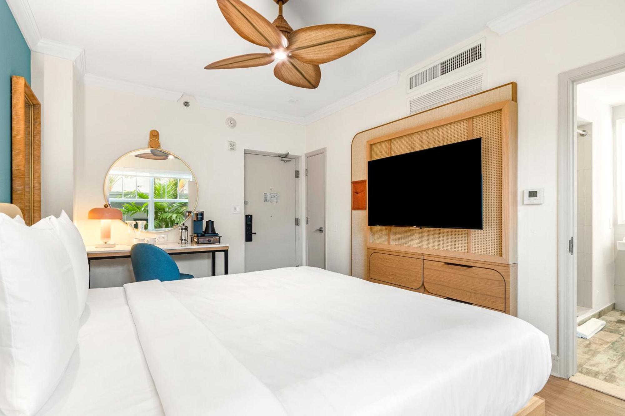Aloha Fridays Hotel ไมอามีบีช ภายนอก รูปภาพ